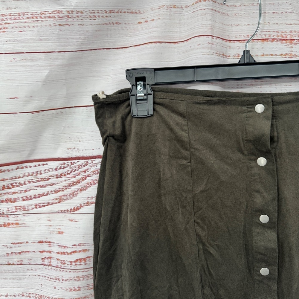 Altard State Mini Skirt Size Large Olive Green Suede Button Front Scalloped Hem - Picture 2 of 6